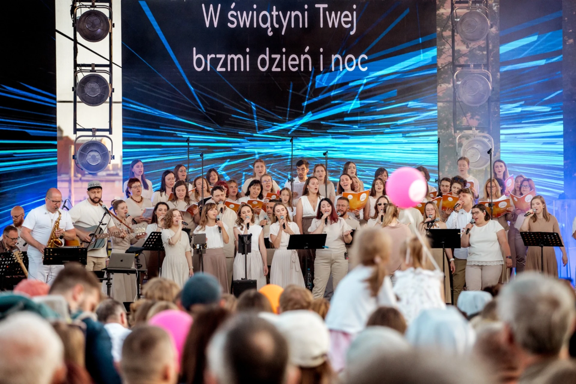 „Prawdziwa wolność” – koncert uwielbienia w nowej przestrzeni miasta